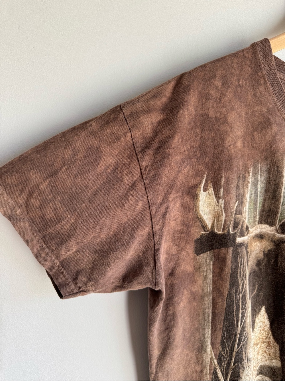 The Mountain 2002 Moose T-Shirt Mens XL Brown Tie Dye Animal Graphic Tee GUC - Picture 3 of 10